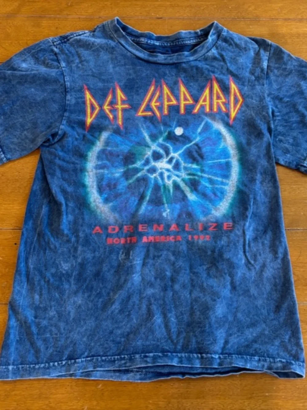 Kids Live Nation Def Leppard Adrenaline Tour Short Sleeve T-Shirt 2017 Size M